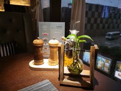 -卡普里披萨·牛扒·下午茶
