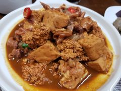 砂锅鱼杂烧豆腐-长白山国际酒店中餐厅