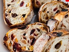 肉桂杂莓干法包-PAPER STONE BAKERY(天汇广场店)