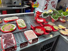 -醉董牛川派鲜肉自选火锅(烟台店)