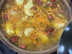 -花苑美食横琴生蚝火锅(拱北粤华路店)