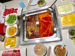 番茄锅底-海底捞火锅鲜切牛肉主题店(长寿路店)