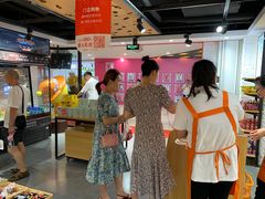 -宝龙城(杭州滨江店)