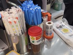 -柠檬向右(宝杨宝龙店)