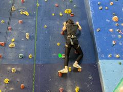 -山之巅攀岩馆(太古城店)