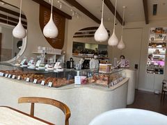 -VERIE BAKEHOUSE