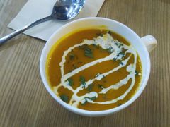 南瓜汤-HELLO 27 意面·沙拉·帕尼尼