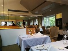 靠窗位-蝶舍·MAISON PAPILLON