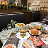 圣诞节氛围满满的大树餐厅它来啦 