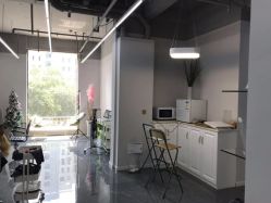 -茶发Salon·烫发染发理发