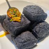 广州｜中午12点不到就高朋满座的黑金湘菜
