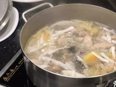 椰子鸡-一哥澳门豆捞 · 十七年经典澳门火锅(四季天地店)