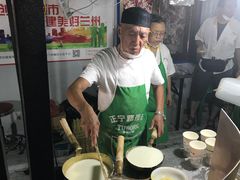 -清真老马家国华牛奶鸡蛋醪糟(正宁路店)