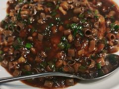 -海派美食·家宴海鲜青岛菜·石锅鲽鱼头(东方城店)