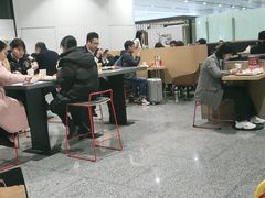 大堂-麦当劳(北京大兴机场二层国内到达(安检外)店)