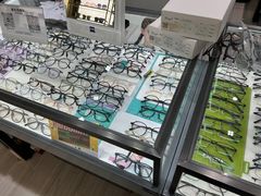 -三叶眼镜城(八佰伴店)