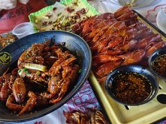 -肥肥虾庄·金牌油焖大虾(汉口城市广场店)