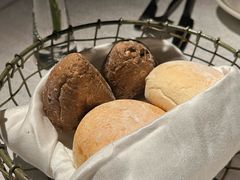 餐前面包-黑松制面·牛排GRAND JAMES(百家湖1912店)