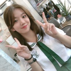 -GIRL STYLE 烫发·染发沙龙
