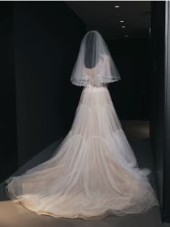 -Vera Wang婚纱礼服旗舰店