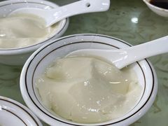 -鹏城人家海鲜酒家·23年老字号(较场尾店)