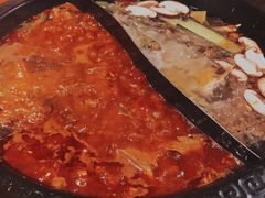 -三道苗苗鱼·美蛙黄辣丁(八里店)
