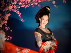 -九月鹰飞汉服摄影工作室