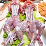 打工人严选……这一桌美蛙鱼头才104‼️