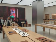 -Apple零售店(玄武湖店)