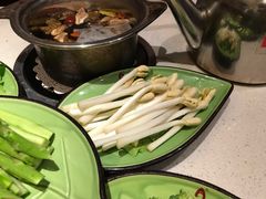 -一叶一世界·素食餐厅(锦华万达店)
