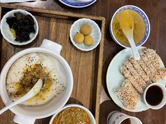-蟹上黄·蟹黄面·江南糖水(人民广场店)