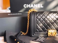 -CHANEL(戴高乐机场T 2E店)