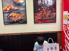 -BHC炸鸡(明洞总店)