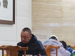 -老米家泡馍(都市印象店)