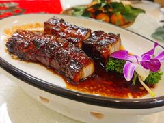 -津津名菜馆(绝没分店)