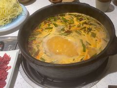 -贵府酸汤牛肉火锅·贵州老字号(飞山街店)