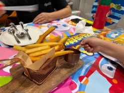 -奈尔宝家庭中心·亲子餐厅(华采天地店)