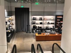 -URBAN REVIVO(深圳华润万象天地店)