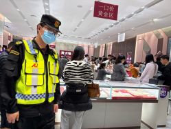 -周大福CHOW TAI FOOK(浦东八佰伴店)