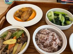 -雪梅月子中心(华侨城店)