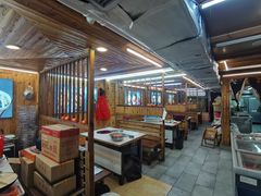 -老东镇啤酒屋海鲜加工·蒸汽海鲜·海鲜烧烤(台东店)