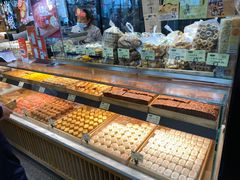 面包甜点陈列柜-泸溪河桃酥(长乐路店)