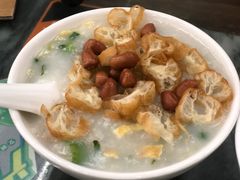 艇仔粥-穗银肠粉店(东川路店)
