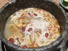 -蘑界·野生菌火锅(深业上城店)