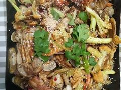 -烁佳海鲜大馅饺子