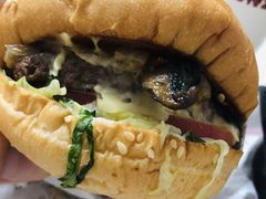 -The Habit Burger Grill 哈比特汉堡(爱琴海店)