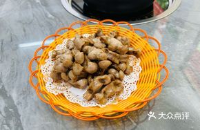 Salt-Baked Pigeon Kidneys