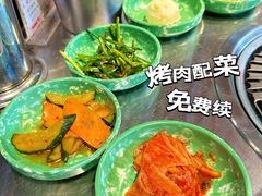 烤肉配菜-欧巴炭烤肉오빠숯불구이(南京东路店)