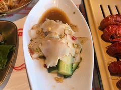-肥肥虾庄·金牌油焖大虾(汉街SKP店)