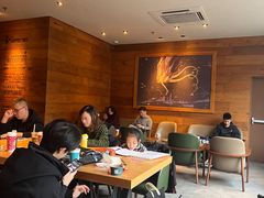 -星巴克(美丽华花园店)